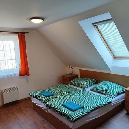 Chaty Kolodeje - Ubytovani U Reky V Soukromem Arealu-Orange Kolodeje nad Luznici Eksteriør bilde
